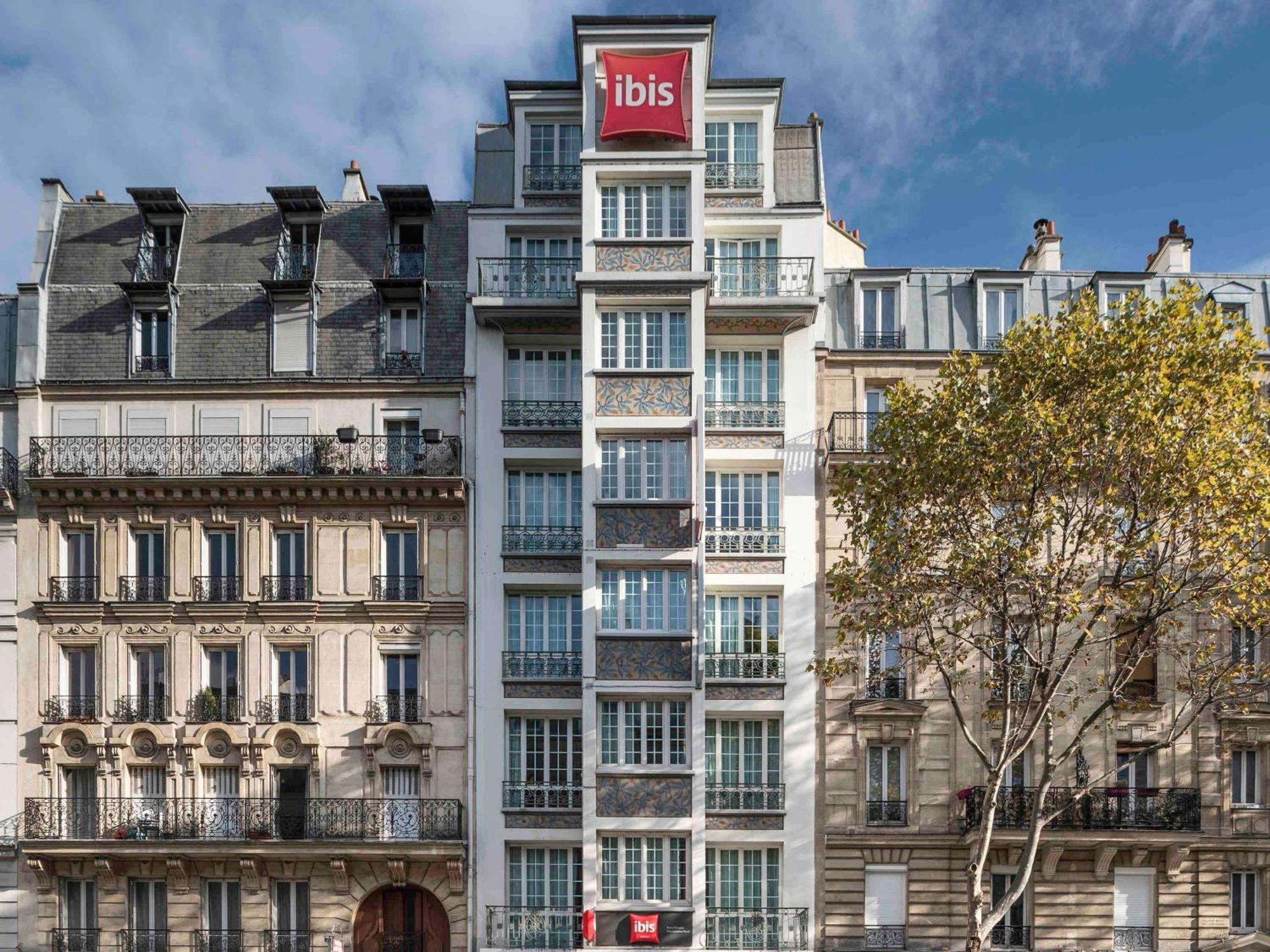 Hotel Ibis Paris Ornano Montmartre Nord 18Eme Exteriér fotografie
